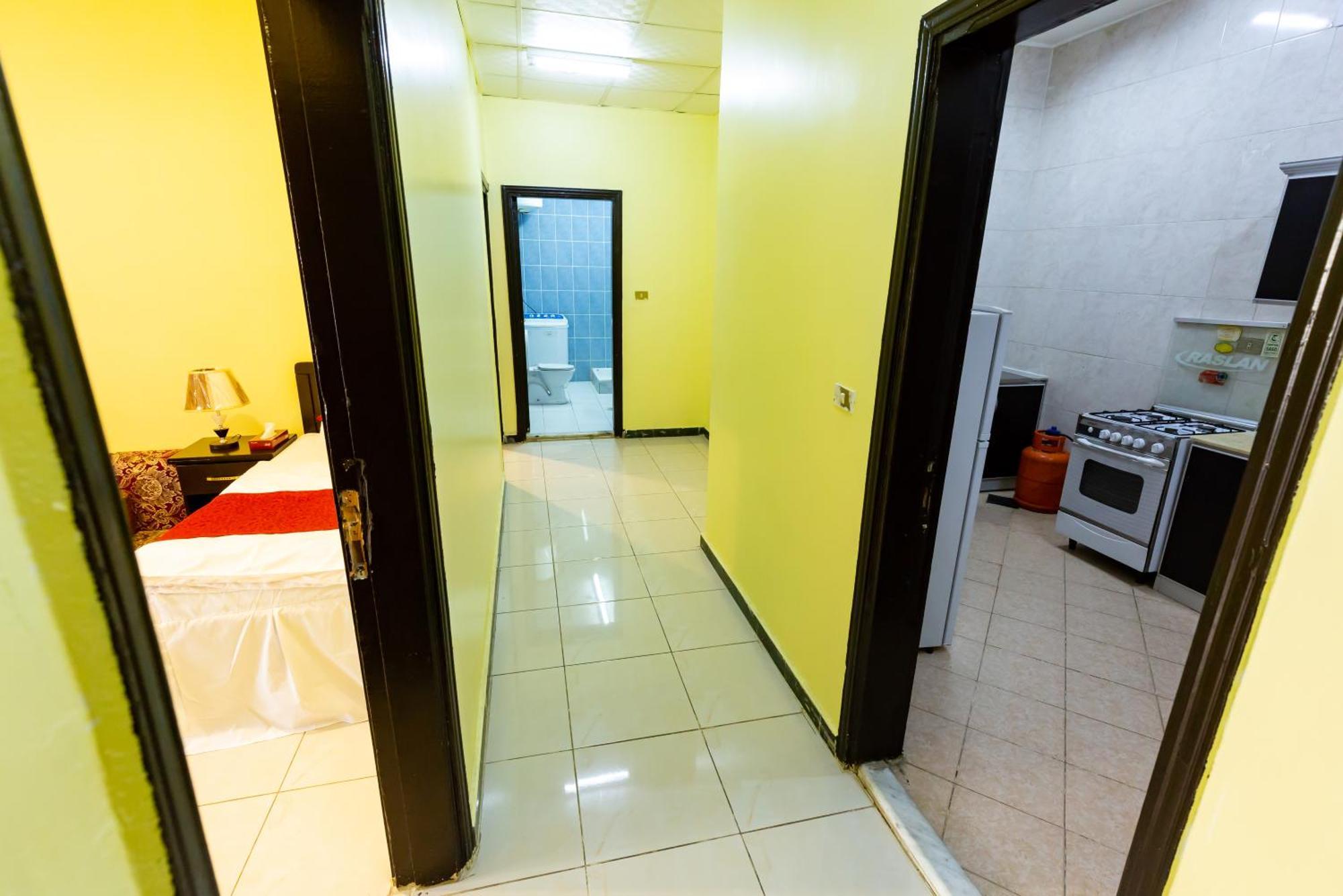Aparthotel العييري للشقق 014 يومي وشهري بالمدينة 4*